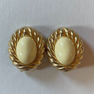 Vintage Christian Dior Clip on Earrings Gold Tone Cream Center 1980-1990s Preppy
